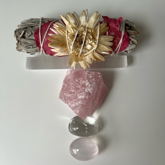 Sage & Crystal Gift Bundle - Picture 1 of 8